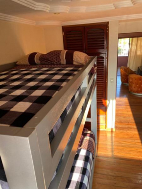Hermosa casa de 8 dormitorios y 4 baños para 25 personas